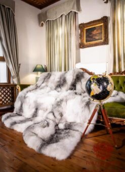 Palermo | Real Luxurious Norwegian Saga Shadow Blue  Frost Fox Fur Blanket–Throw